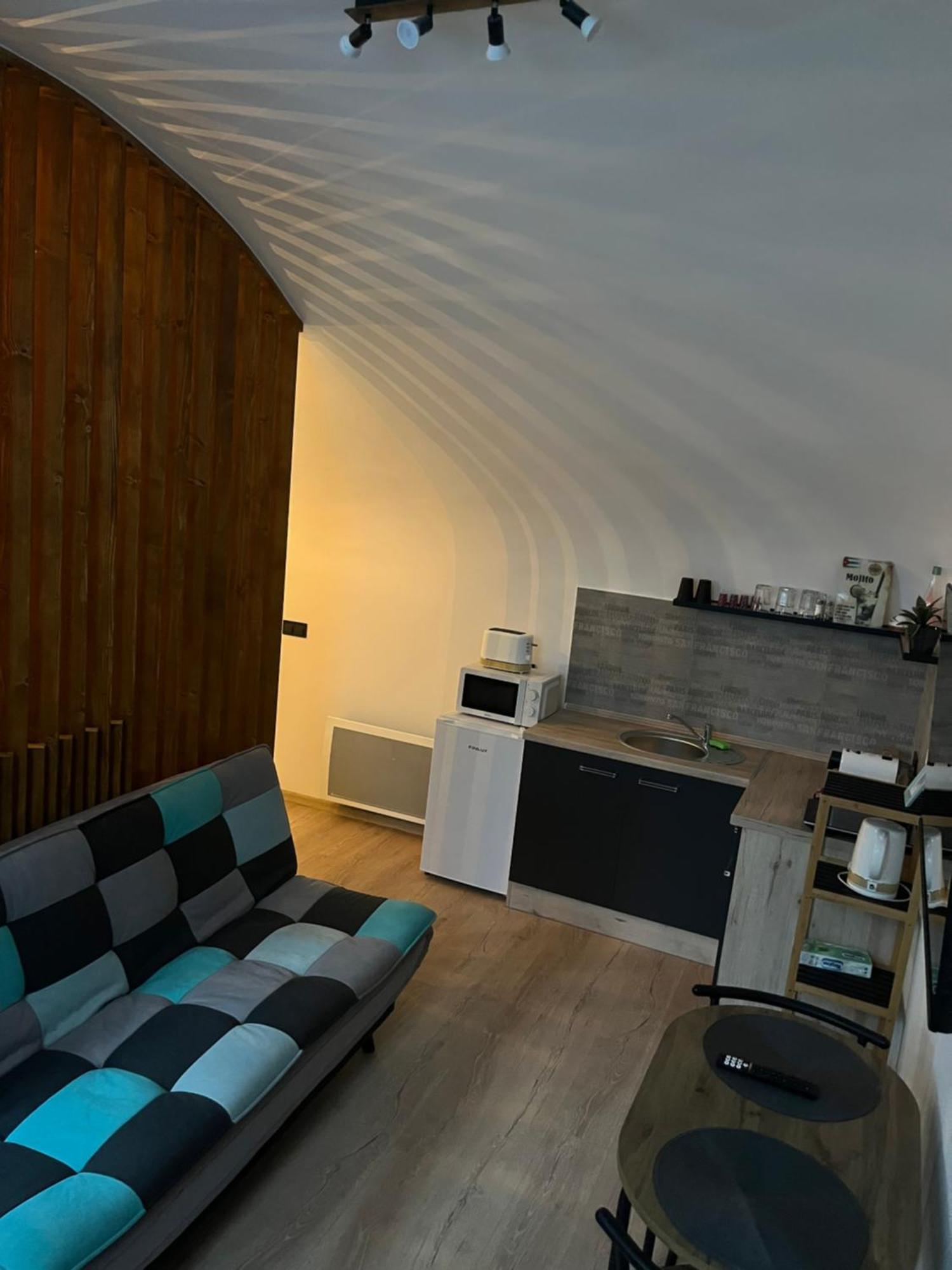 Szondi For Rest Apartament Budapeszt